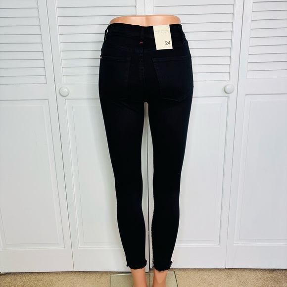 ALICE + OLIVIA Queen Of The Night High Rise Skinny Jeans Size 24 - Picture 3 of 8